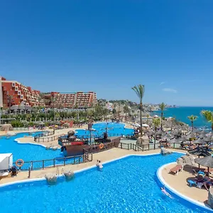 4* Szálloda World
